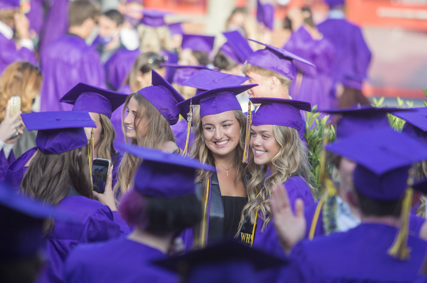 210605-newslocal-graduations 004.JPG